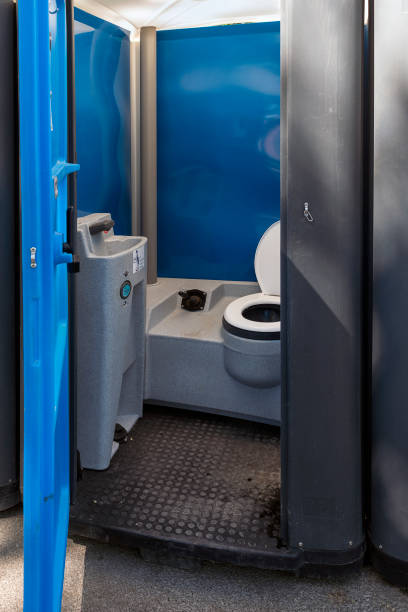 Best Event porta potty rental  in Ishpeng, MI