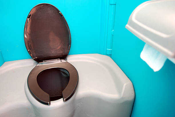 Best Long-term porta potty rental  in Ishpeng, MI